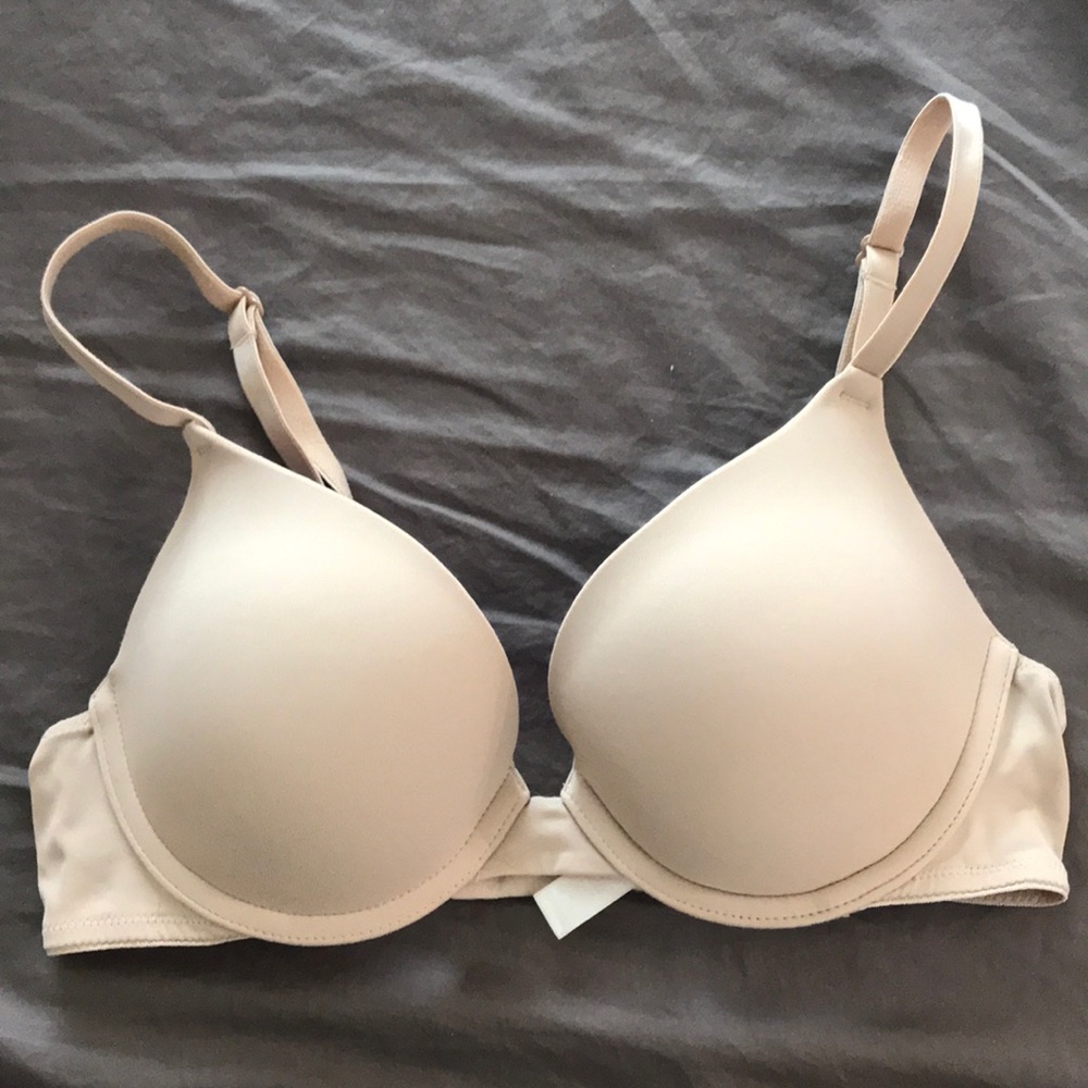 Victoria’s Secret Wear Everywhere Push-up Bra 32B